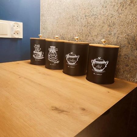 Miodowy Apartament Złotów Zewnętrze zdjęcie