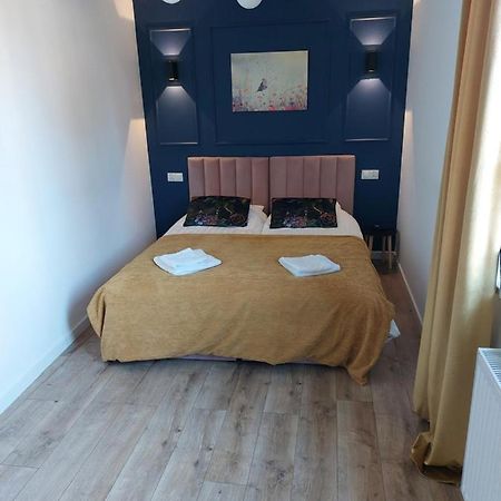 Miodowy Apartament Złotów Zewnętrze zdjęcie