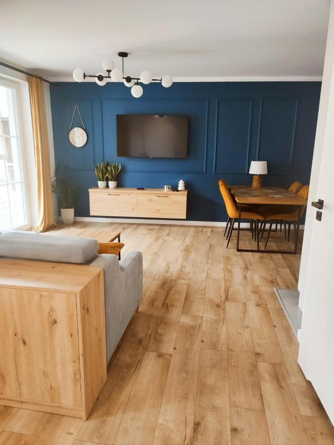 Miodowy Apartament Złotów Zewnętrze zdjęcie