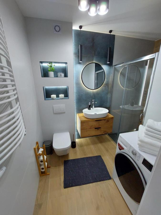Miodowy Apartament Złotów Zewnętrze zdjęcie