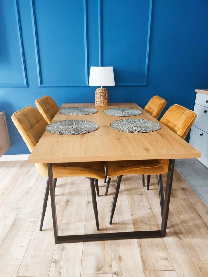 Miodowy Apartament Złotów Zewnętrze zdjęcie